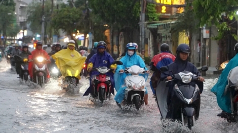 Dự báo thời tiết ngày 16/6: Mưa dông diện rộng tiếp diễn tại Bắc Bộ, nhiều nơi mưa to
