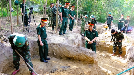 Đã tìm thấy 10 hài cốt liệt sĩ tại khu vực Câu Nhi, Quảng Trị