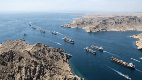 Ông Trump tuyên bố Mỹ kiểm soát eo biển Hormuz giữ lúc đàm phán với Iran bế tắc
