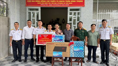 Lữ đoàn 167 trao mái ấm, tiếp thêm động lực để quân nhân yên tâm công tác