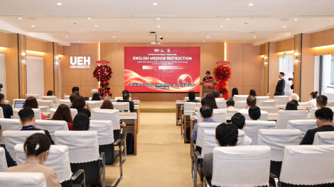 Đối thoại về chính sách, trao đổi học thuật và kinh nghiệm giảng dạy chuyên ngành bằng tiếng Anh