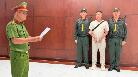Khởi tố, bắt tạm giam Tôn Bằng - chồng cũ Hằng Du Mục