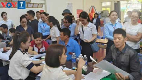Giải phóng mặt bằng đường sắt Lào Cai: "Hạ tầng đi trước, an cư đi cùng"