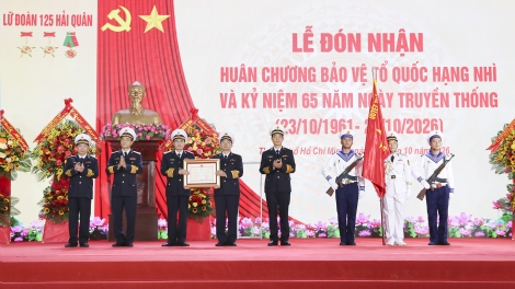 Lữ đoàn 125: Phát huy truyền thống Đoàn tàu Không số, vững vàng giữ biển
