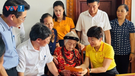 Quỹ Thiện Tâm hoàn thành trao quà tri ân các Bà Mẹ Việt Nam anh hùng