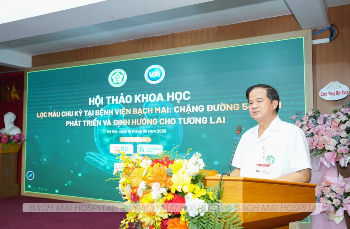 PGS.TS Đào Xuân Cơ, Giám đốc Bệnh viện Bạch Mai phát biểu khai mạc hội thảo