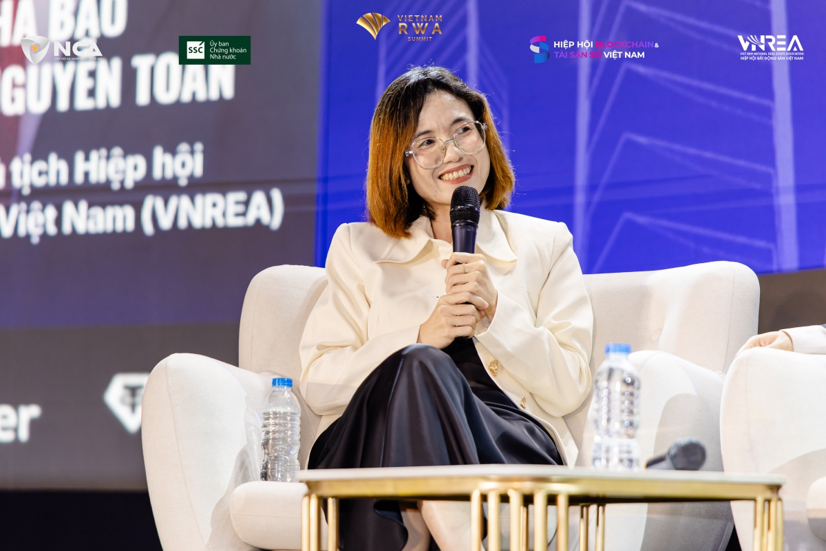 Bà Nguyễn Thị Ngọc Quỳnh, Giám đốc Thị trường Việt Nam của Republic chia sẻ tại Hội nghị.