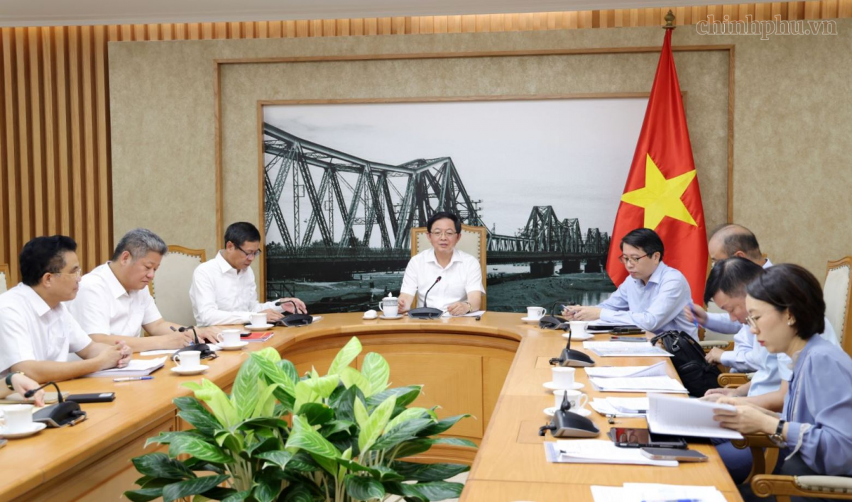 Phó Thủ tướng Hồ Quốc Dũng chủ trì cuộc họp về việc thành lập Khu Công nghệ cao của tỉnh Hưng Yên -
Ảnh: VGP