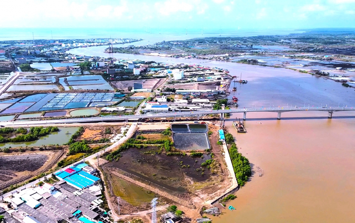 Đoạn cuối tuyến đường ven biển sẽ kết nối cầu Ghành Hào, xã Ghành Hào, tỉnh Cà Mau.