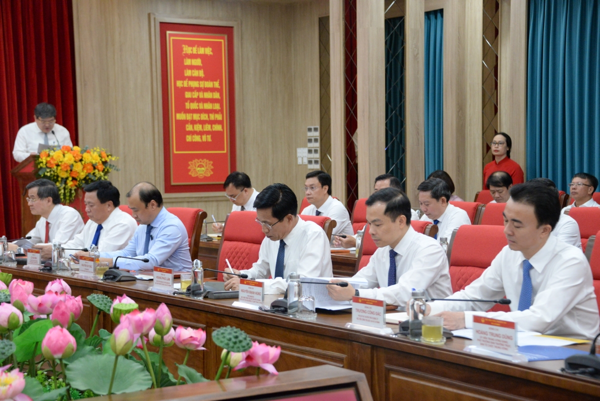 Các đại biểu dự buổi làm việc