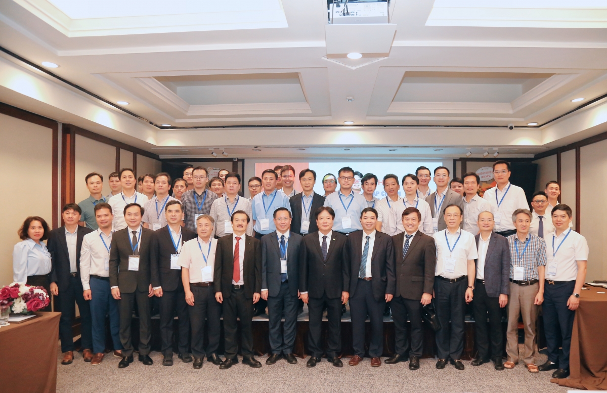 Hôm nay, Đại hội thành lập Chi hội Phẫu thuật Chuyển hóa và Béo phì Việt Nam nhiệm kỳ 2026 – 2031 kết hợp Hội thảo khoa học “Phẫu thuật béo phì trong chiến lược điều trị đa mô thức” đã diễn ra với sự tham dự của đông đảo chuyên gia, bác sĩ và nhà khoa học trong lĩnh vực phẫu thuật chuyển hóa, nội tiết, dinh dưỡng và điều trị béo phì đến từ nhiều cơ sở y tế trong nước và quốc tế