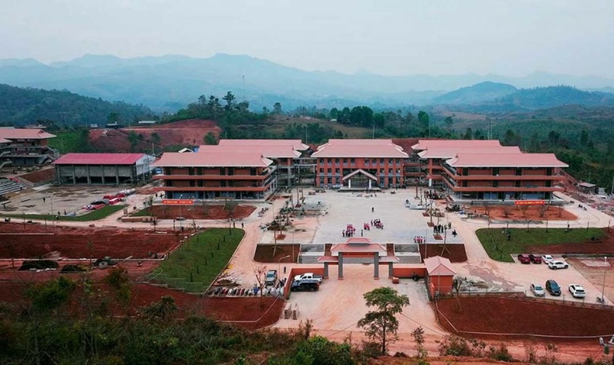 Bộ Giáo dục và Đào tạo yêu cầu không để trường phổ thông nội trú biên giới xây xong, nhưng chậm đưa vào hoạt động