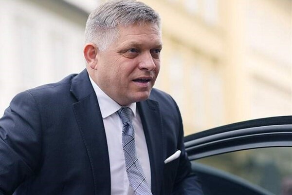 Thủ tướng Slovakia Robert Fico Fico (Ảnh-en.mehrnews.com)