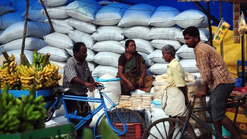 Một cửa hàng bán gạo tại Chennai, Ấn Độ - Ảnh: AFP/TTXVN