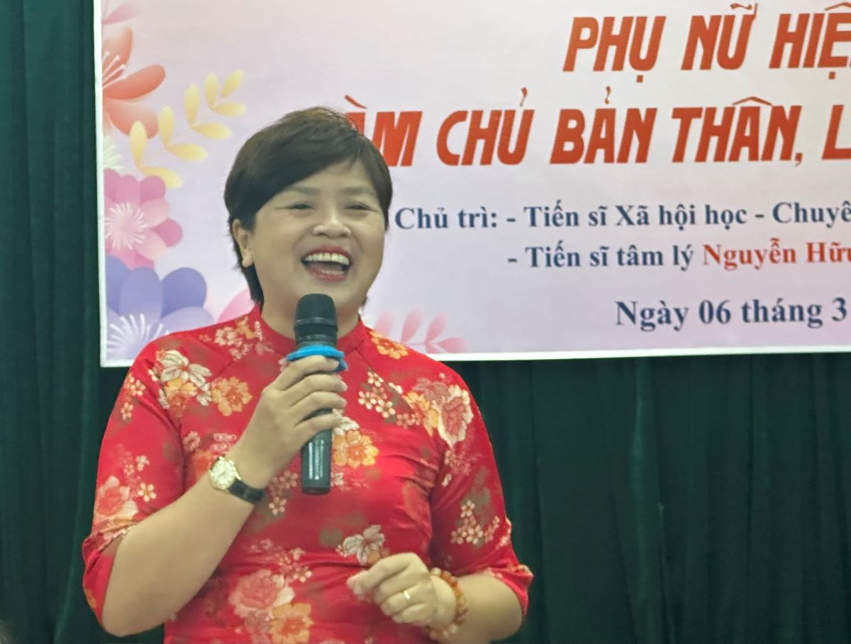 Tiến sĩ Xã hội học, chuyên gia tâm lý Phạm Thị Thúy – giảng viên Học viện Hành chính Quốc gia (Phân viện TP.HCM)