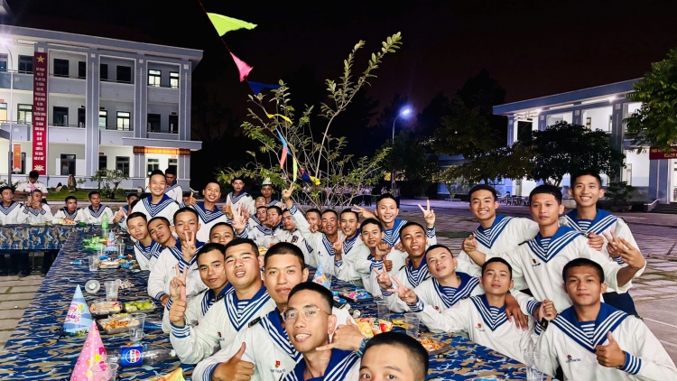 Tuổi trẻ Vùng 2 Hải quân: Nhiều hoạt động ý nghĩa tháng Thanh niên