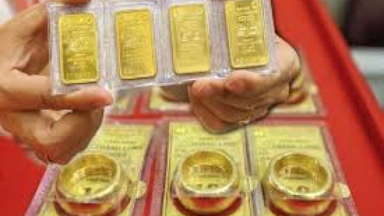 Giá vàng vượt đỉnh, biến động giá vàng năm 2025 là ẩn số?