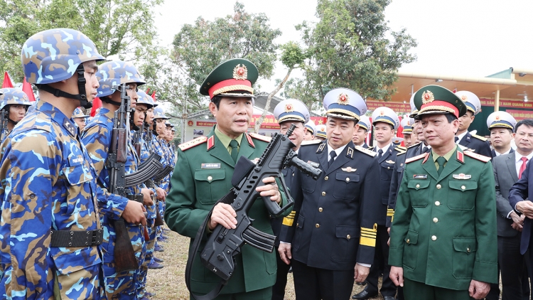 Quân chủng Hải quân gắn huấn luyện với thực hiện nhiệm vụ quản lý, bảo vệ chủ quyền biển, đảo
