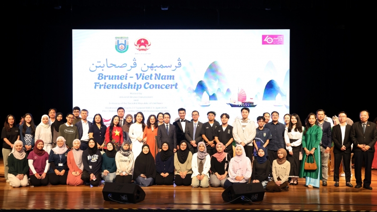  Hòa nhạc hữu nghị Việt Nam - Brunei kỷ niệm 50 năm thống nhất đất nước 