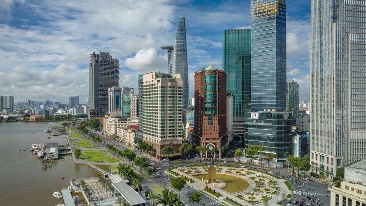 Theo dòng thời sự sáng 25/4/2025