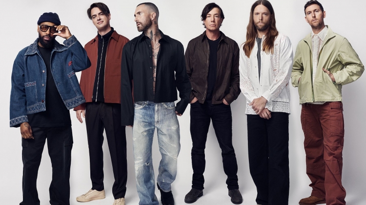Maroon 5 - nhóm nhạc với kỷ lục 12 bài hát vượt mốc 1 tỷ lượt stream trên Spotify