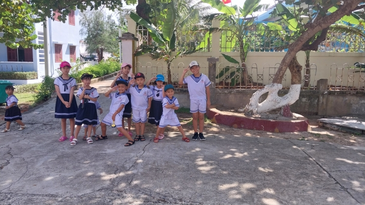 Chuyện học ở Trường Sa