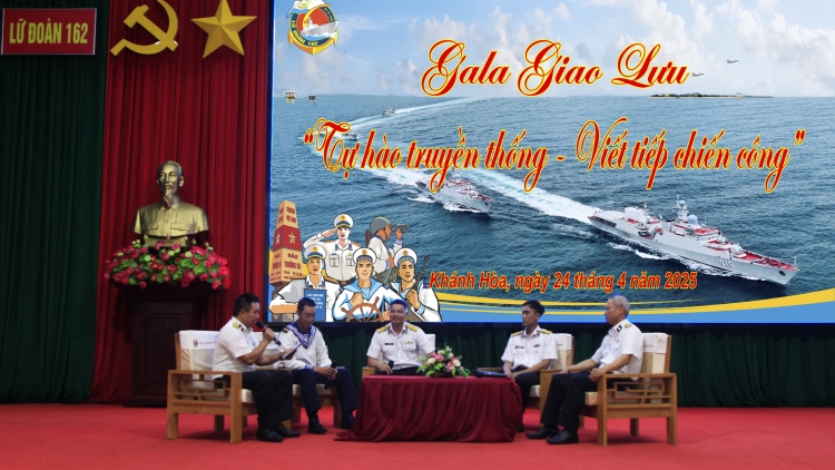 Đêm Gala “Tự hào truyền thống, viết tiếp chiến công” ở Lữ đoàn 162
