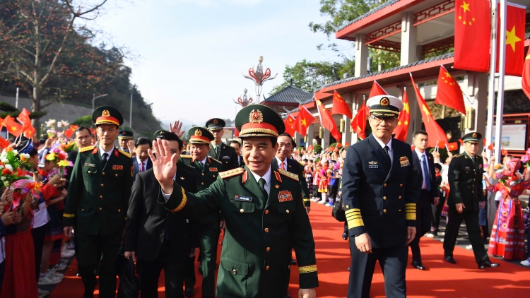Chính thức Giao lưu hữu nghị quốc phòng biên giới Việt Nam-Trung Quốc lần thứ 9