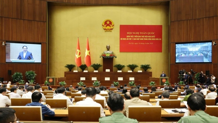 Thay đổi tầm nhìn, thống nhất nhận thức, vượt lên chính mình