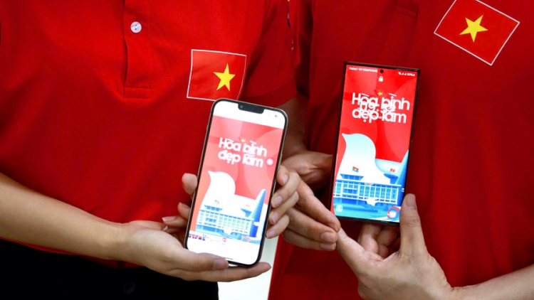 Hướng về 50 năm ngày Giải phóng miền Nam: Chiến dịch “Phủ đỏ mạng xã hội”