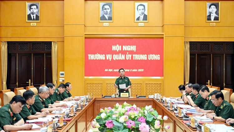 Đại tướng Phan Văn Giang chủ trì Hội nghị Thường vụ Quân ủy Trung ương