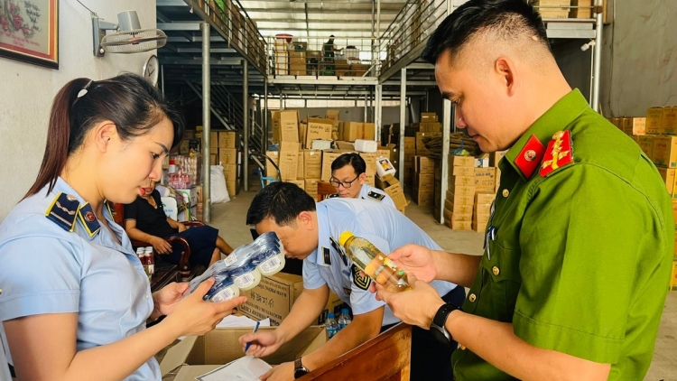 -Hàng giả làm khó tiểu thương – Vĩnh Phúc đồng lòng lập lại trật tự thị trường (26/5/2025)