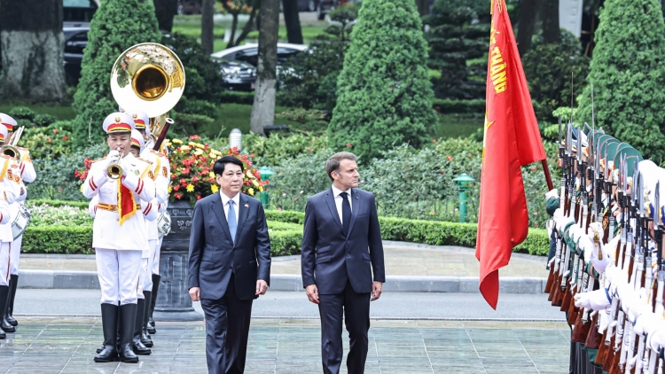 Thời sự 12h 26/05/2025: Chủ tịch nước Lương Cường chủ trì lễ đón, hội đàm với Tổng thống Pháp