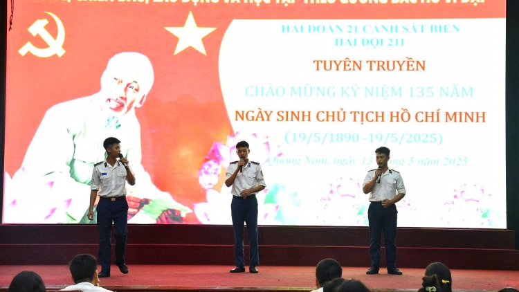 Hải đội 211 giao lưu nhân kỷ niệm 125 năm Ngày sinh nhật Bác