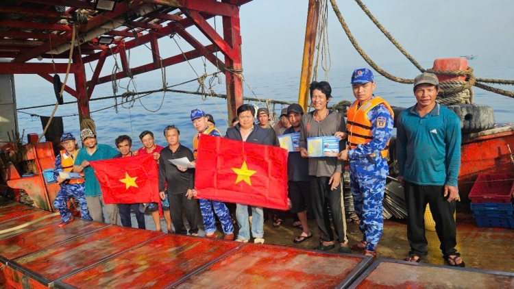 Hải đoàn 11 tuyên truyền, giáo dục thông qua các hoạt động