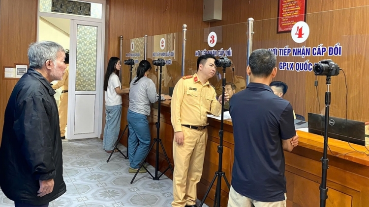 Công an Hà Nội: Bám cơ sở, gần dân, vì dân