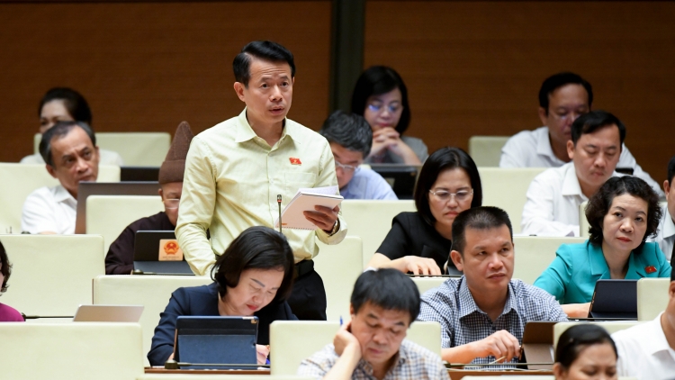 Cải cách bộ máy, xây dựng chính quyền địa phương 2 cấp