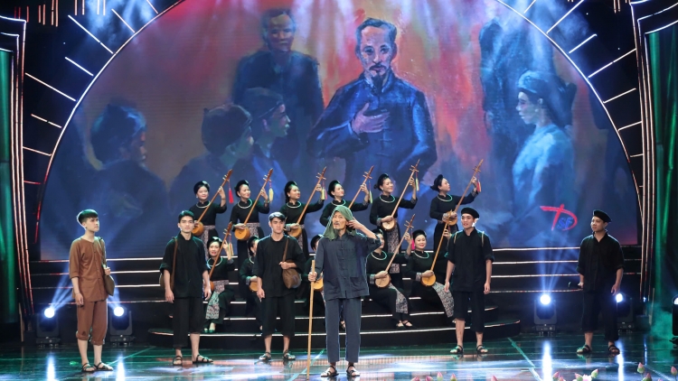 “Quà tháng Năm dâng Người” - Hòa âm nghệ thuật lan tỏa tư tưởng Hồ Chí Minh