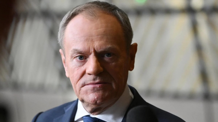 Thủ tướng Tusk: Ba Lan chặn tàu "hạm đội bóng tối" của Nga ở biển Baltic