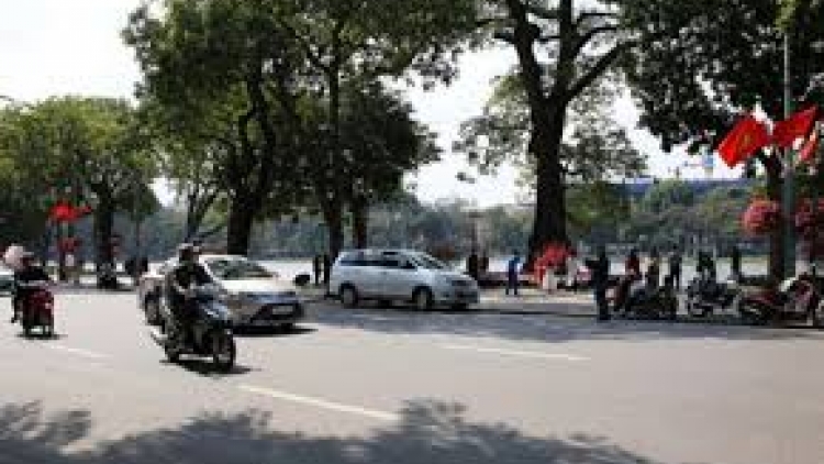 Dự báo thời tiết 02/5/2025: Miền Bắc nắng tăng nhiệt, Nam Bộ mưa giông