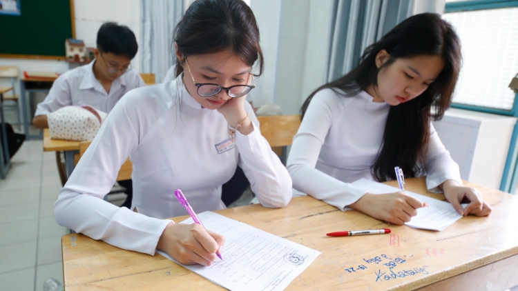 Theo dòng thời sự chiều 27/5/2025