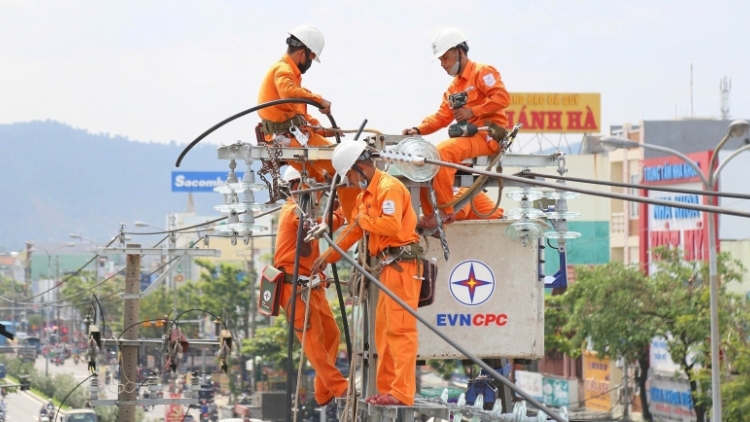 THỜI SỰ 18H 11/5/2025: Tăng giá điện 4,8%: Người dân tiết kiệm sử dụng điện để giảm áp lực chi tiêu