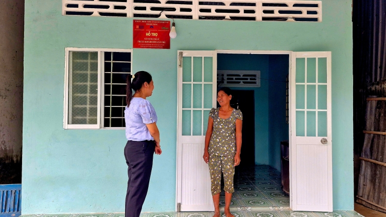 Theo dòng thời sự sáng 16/5/2025