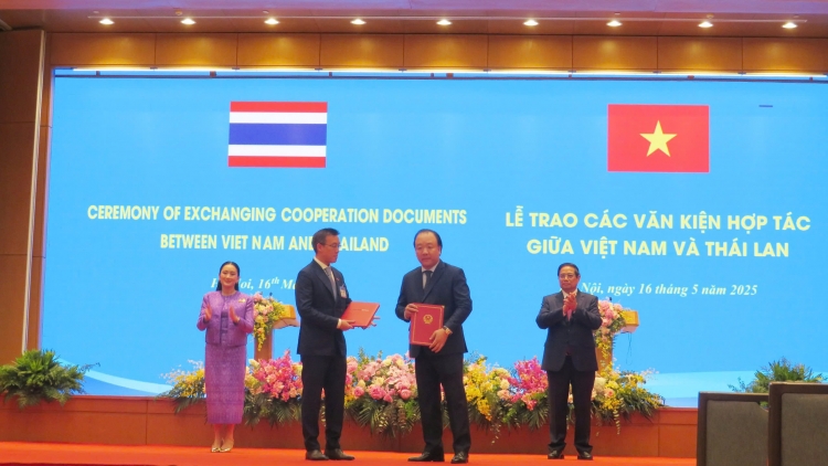 Việt Nam - Thái Lan ký kết hợp tác chiến lược thúc đẩy tiêu thụ hàng Việt