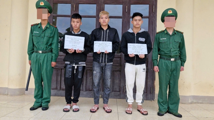 Cao Bằng: Khởi tố 3 đối tượng tổ chức cho người nước ngoài nhập cảnh trái phép 
