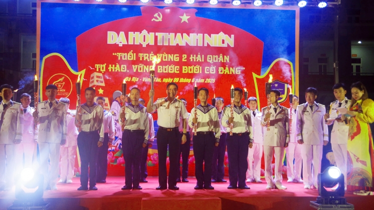 Tuổi trẻ Vùng 2 Hải quân: Tự hào, vững bước dưới cờ Đảng