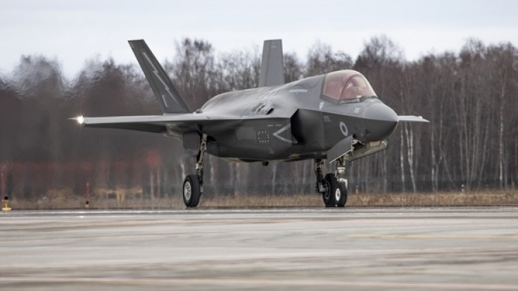 Tiêm kích F-35 của Anh hạ cánh khẩn tại Ấn Độ vì hết xăng