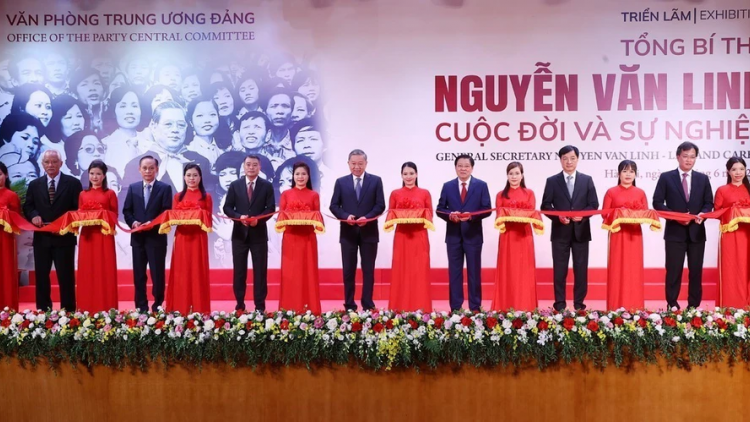 Thời sự 12h 29/6/2025: Khai mạc Triển lãm “Tổng Bí thư Nguyễn Văn Linh - Cuộc đời và sự nghiệp”