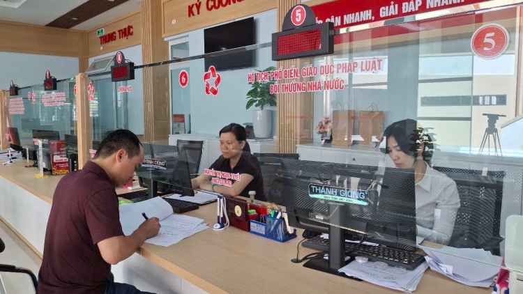 Ngày đầu vận hành thử nghiệm chính quyền 2 cấp ở Đà Nẵng