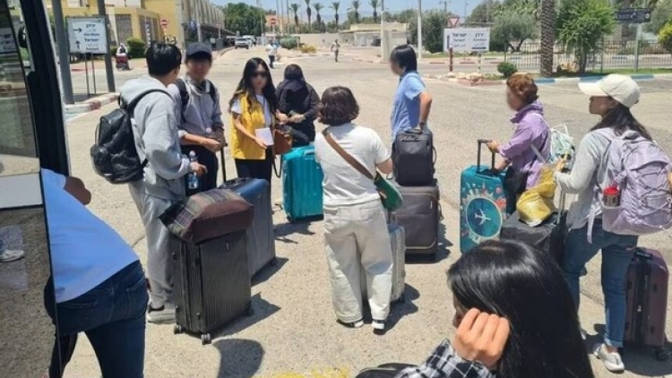 Hàn Quốc sơ tán an toàn nhiều công dân ra khỏi Iran và Israel